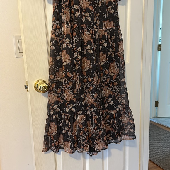 Beautiful ankle length dress in brown/black pumpkin colors with floral print. - Picture 9 of 16